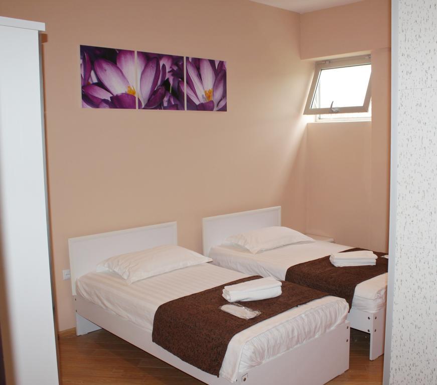 Hotel London Palace Tbilisi Rom bilde