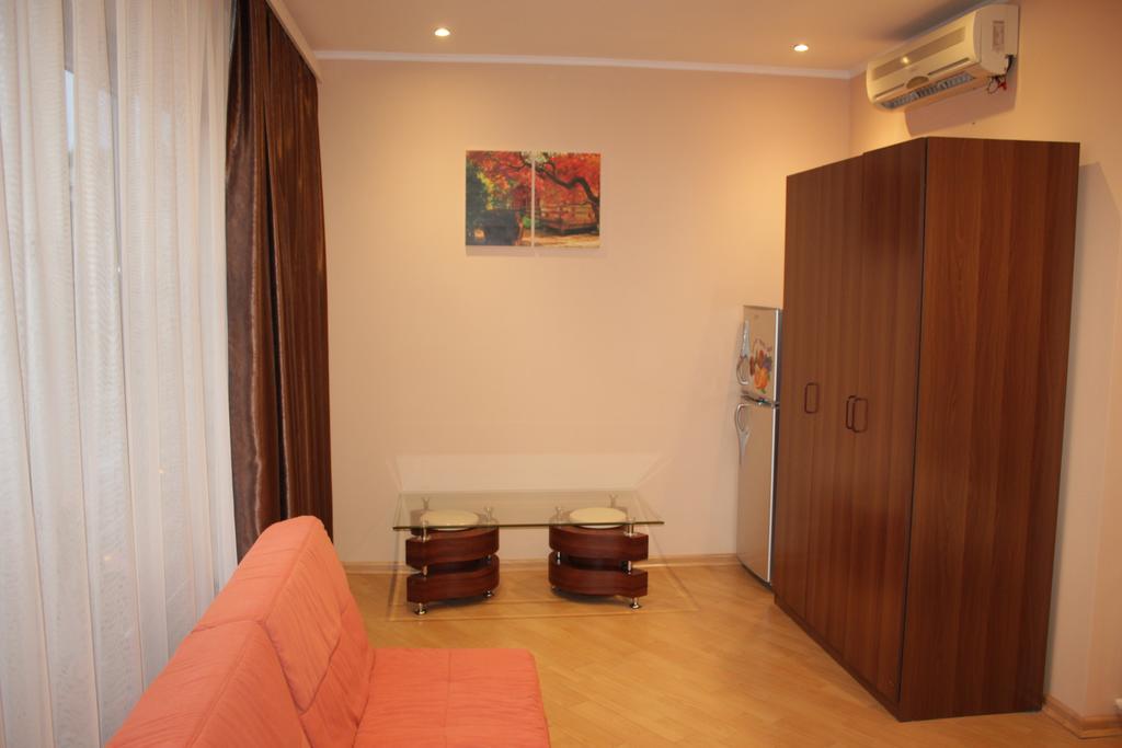 Hotel London Palace Tbilisi Rom bilde